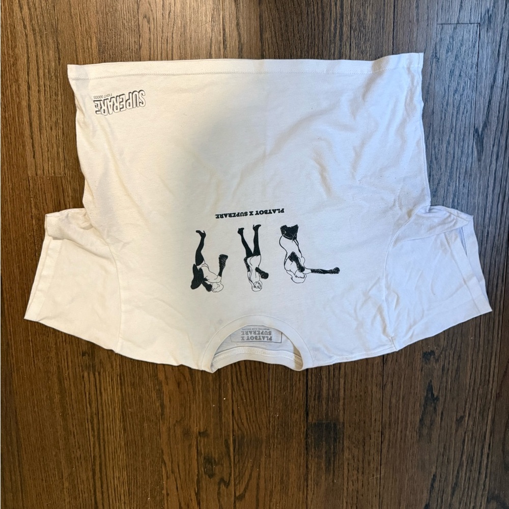 Supreme x Playboy Graphic Crop Tee